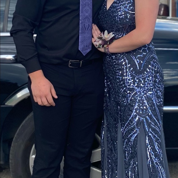 PROM DRESS🔮💎 - Picture 1 of 4